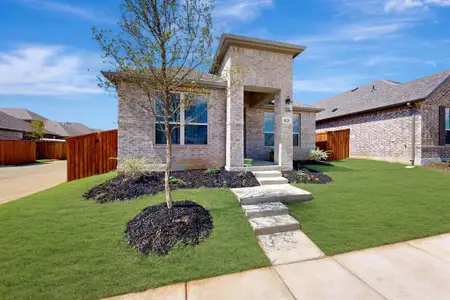 New construction Single-Family house 1028 Western Hills Dr, Crowley, TX 76036 plan Lavender - Cottage Series - image