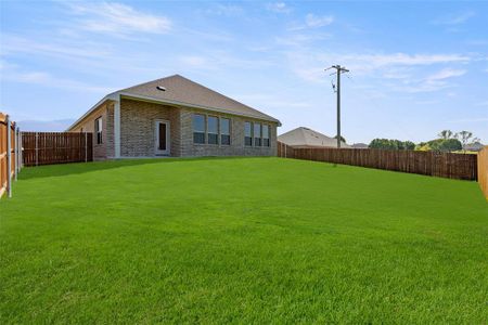 New construction Single-Family house 501 Lakeway Ln, Justin, TX 76247 Cottage- photo 4 4