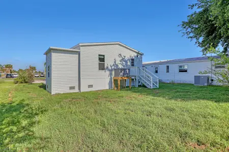 New construction Single-Family house 1479 Barefoot Cir, Sebastian, FL 32976 - image