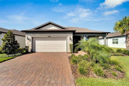 New construction Single-Family house 19443 Sea Glass Cir, Land O' Lakes, FL 34638 null- photo 2 2