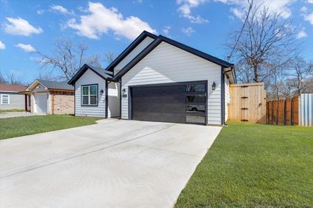 New construction Single-Family house 1323 S Montgomery St, Sherman, TX 75090 - image