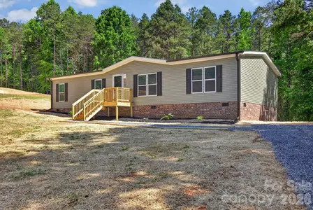 New construction Single-Family house 170 Harvick Ln, Lexington, NC 27292 - image