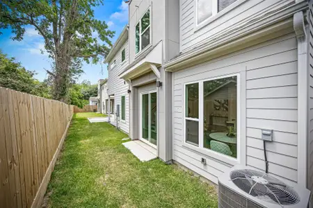 New construction Single-Family house 853 Prosper St, Houston, TX 77088 - image