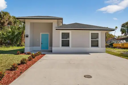 New construction Single-Family house 706 Dundas Ct, Fort Pierce, FL 34950 - image