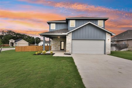 New construction Single-Family house 112 Callie St, Smithville, TX 78957 null- photo 0