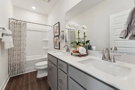 New construction Condo house 152 N White St, Unit 200, Wake Forest, NC 27587 plan Julianne - image 3