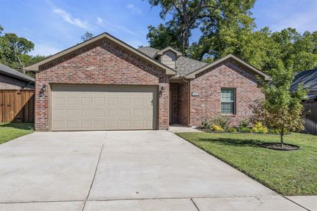 New construction Single-Family house 117 W Morton Street, Denison, TX 75021 - photo 0