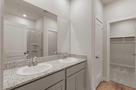 Lonestar Collection at Maple Woods 17