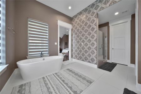 New construction Single-Family house 9847 Mocking Bird Hill Ln, Houston, TX 77080 - image 19