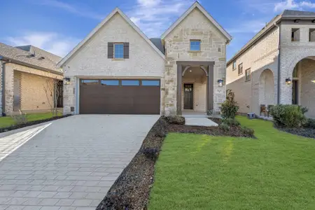 New construction Single-Family house 2025 Lone Oak Trl, Mesquite, TX 75181 plan The Greensbrook - image