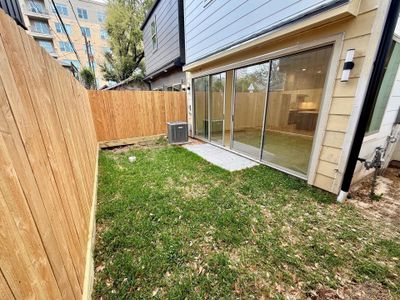 New construction Single-Family house 2630 Peckham St, Houston, TX 77098 - image