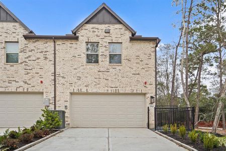 Rear Entry Garage