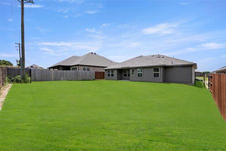 New construction Single-Family house 2661 Streamside Dr, Burleson, TX 76028 Pembridge II- photo 27 27