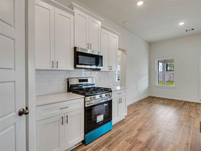 New construction Single-Family house 3222 Emerald Hills Dr, Angleton, TX 77515 - image 3