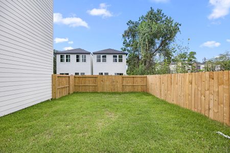 New construction Single-Family house 6023 Maybell St, Houston, TX 77091 null- photo 0