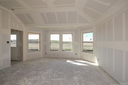 New construction Single-Family house 1109 Limestone Rdg, Seguin, TX 78155 null- photo 4 4