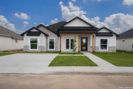 New construction Single-Family house 256 Bayo Dr, Eagle Pass, TX 78852 - image