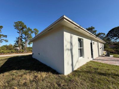 New construction Single-Family house 1120 Ravenswood St E, Lehigh Acres, FL 33974 - image