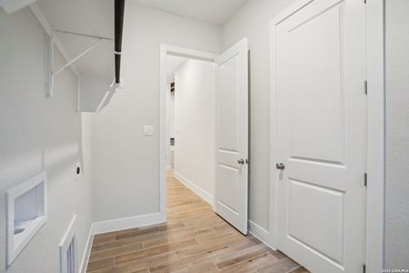 New construction Single-Family house 1346 Wilson Crk, New Braunfels, TX 78132 plan Malia - image 17