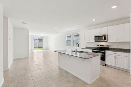 New construction Single-Family house 886 Sand Sea Pl, Haines City, FL 33844 plan Daphne - image 6