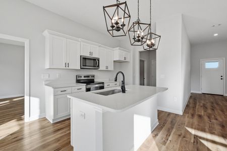 New construction Single-Family house 2804 Blackbird Ct, Crestview, FL 32563 plan Sierra - image 6