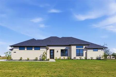 New construction Single-Family house 2321 Aleman St, Waxahachie, TX 75167 - image
