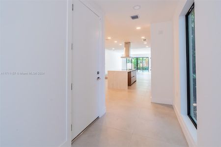 New construction Townhouse house 909 Ne 16Th Ave, Fort Lauderdale, FL 33304 null- photo 6 6