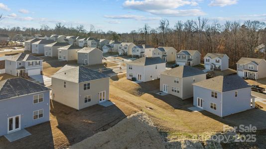 New construction Single-Family house 3005 Blueberry Ln, Charlotte, NC 28208 - image
