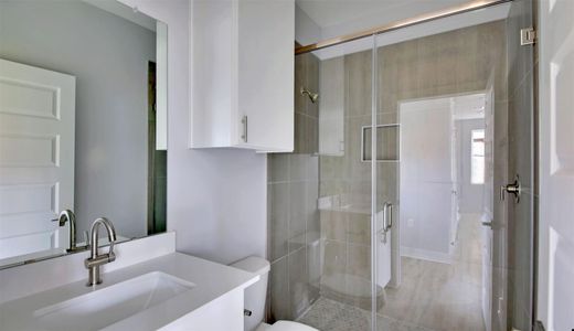 New construction Single-Family house 6111 Carnation Ter, Unit 2, Austin, TX 78741 null- photo 12 12