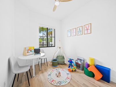 New construction Single-Family house 1421 Sw 23Rd Ct, Fort Lauderdale, FL 33315 - image 8