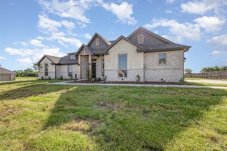 New construction Single-Family house 640 Wales Ct, Waxahachie, TX 75167 null- photo 1 1