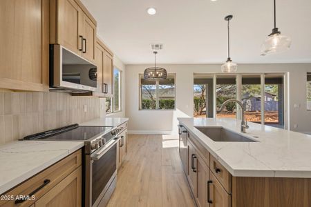 New construction Single-Family house 15 Creek Rock Cir, Sedona, AZ 86351 - image 11