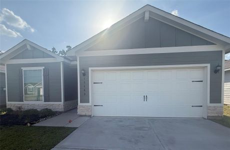 New construction Single-Family house 15463 Maple Terrace Dr, Conroe, TX 77303 - image