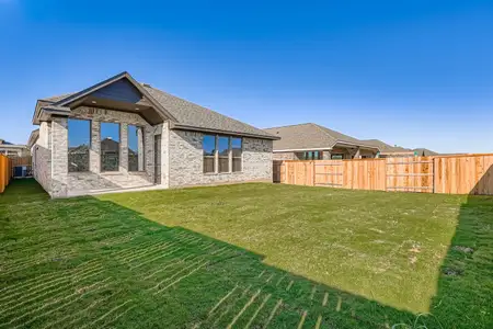 New construction Single-Family house 138 Prickly Poppy Lp, Kyle, TX 78640 plan Heather - image