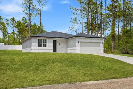 New construction Single-Family house 2421 W Landmark Dr, Citrus Springs, FL 34434 - image