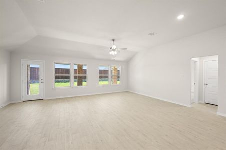 New construction Single-Family house 724 Scarlet Sage Dr, Waxahachie, TX 75165 plan Lincoln - image 19