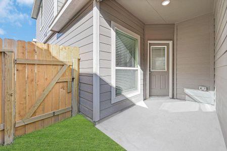 New construction Single-Family house 24723 Thornbluff Briar Trl, Huffman, TX 77336 - image 3