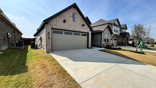 New construction Single-Family house 10857 Black Onyx Dr, Fort Worth, TX 76036 plan Dove - image