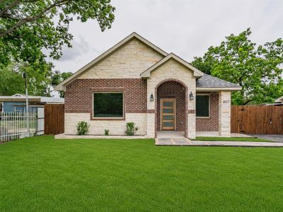 New construction Single-Family house 4617 Merida Ave, Fort Worth, TX 76115 - image