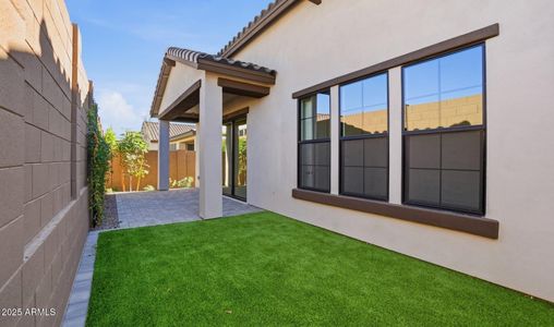 New construction Single-Family house 20338 W Sells Dr, Buckeye, AZ 85396 plan Altena - image 18