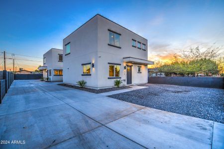 New construction Duplex house 1315 W Cocopah Street, Phoenix, AZ 85007 - photo 0