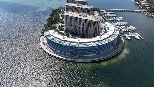 New construction Condo house 5 Grove Isle Dr, Unit PH-L05, Miami, FL 33133 - image