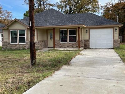 New construction Single-Family house 800 Hemlock Drive, West Tawakoni, TX 75474 - photo 0