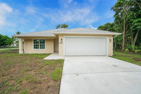 New construction Single-Family house 5707 Shannon Drive, Fort Pierce, FL 34951 - photo 0