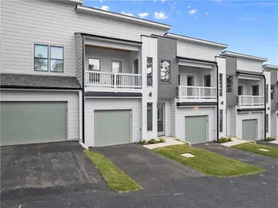 New construction Townhouse house 376 Forrest Ave, Gainesville, GA 30501 - image