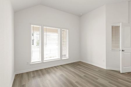 New construction Single-Family house 3729 Pin Oak Hls, Seguin, TX 78155 plan Crow - image 15