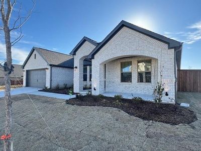 New construction Single-Family house 740 Carriage Hill Rd, Midlothian, TX 76065 Trenton- photo 0