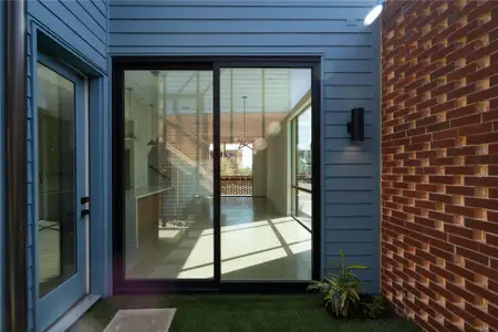 New construction Townhouse house 3006 Sorin St, Austin, TX 78723 - image 4