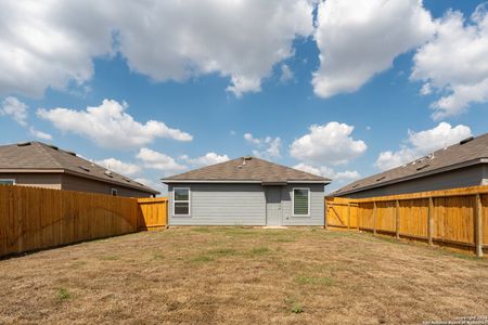 New construction Single-Family house 1422 Outrigger Way, San Antonio, TX 78224 RC Monaco II-UD- photo 9 9