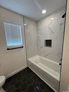New construction Single-Family house 2000 Owens Ave, Three Rivers, TX 78071 - image 10